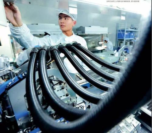 改造中国制造 互联网与大牌代工厂的化学反应与互联网数据服务